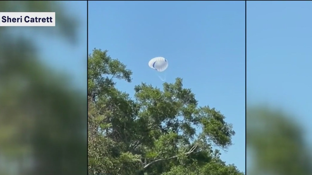 2 people seriously hurt in small plane crash